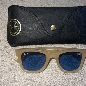 COPY - RayBan Wayfarer reverse sunglasses